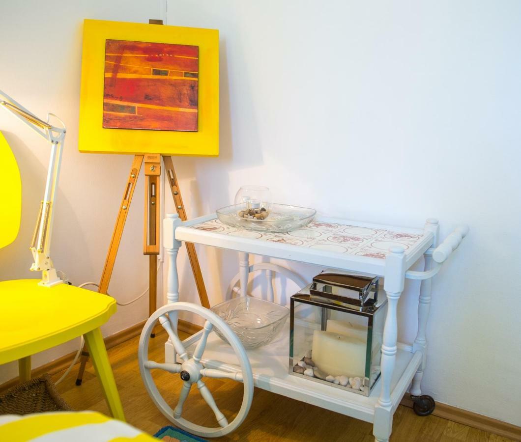 Yellow Lily Mostar Apartman Luaran gambar