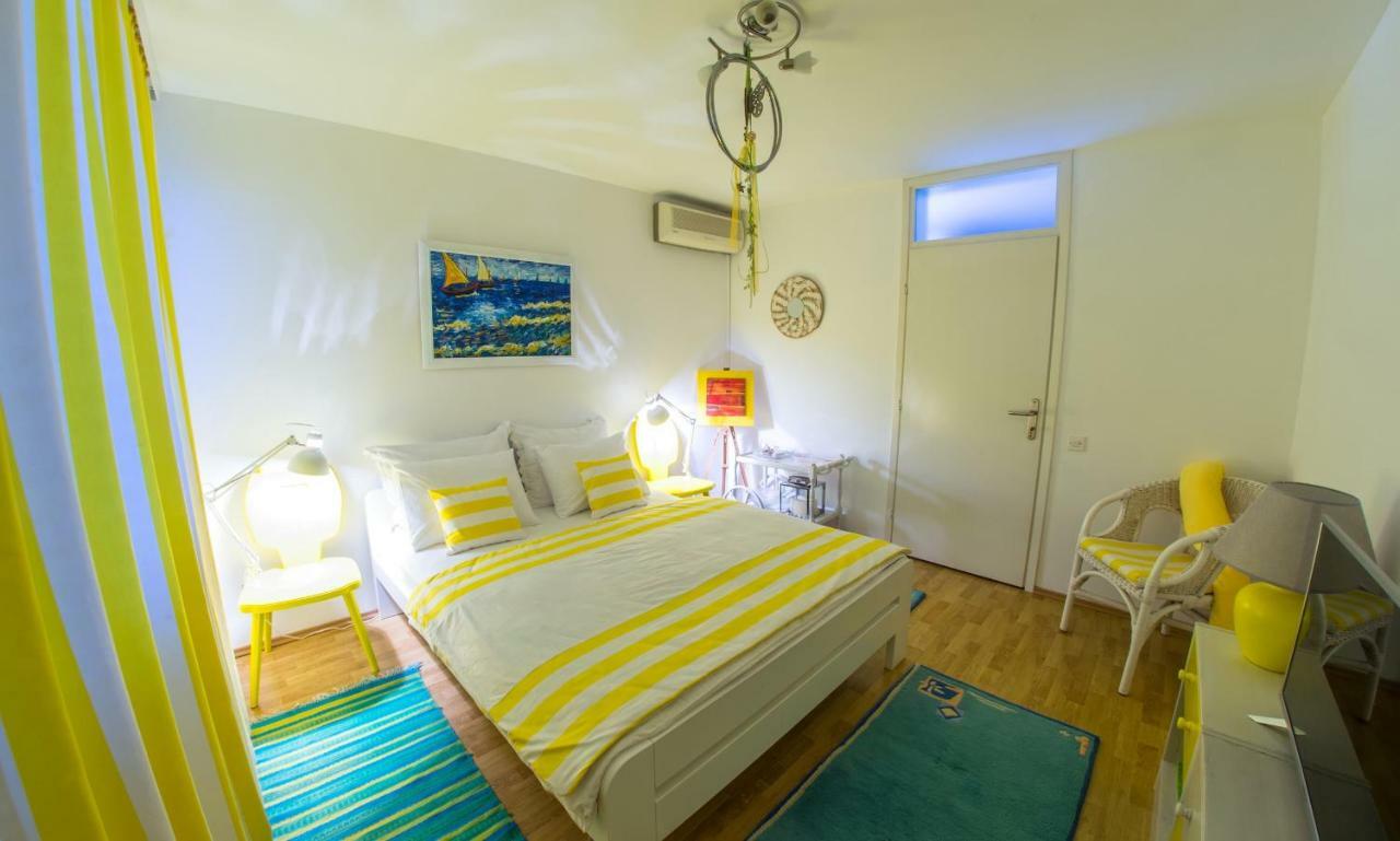 Yellow Lily Mostar Apartman Luaran gambar