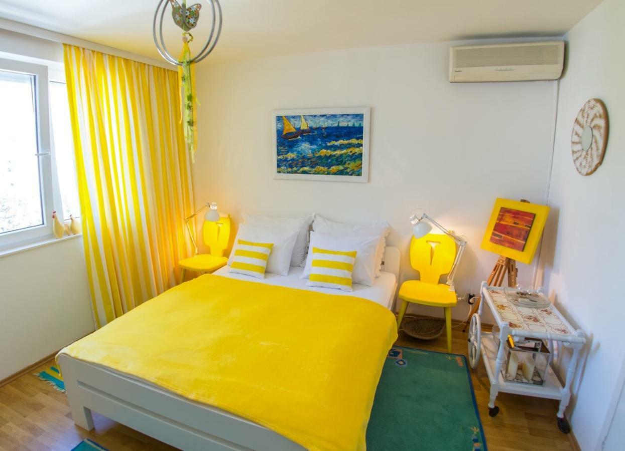 Yellow Lily Mostar Apartman Luaran gambar