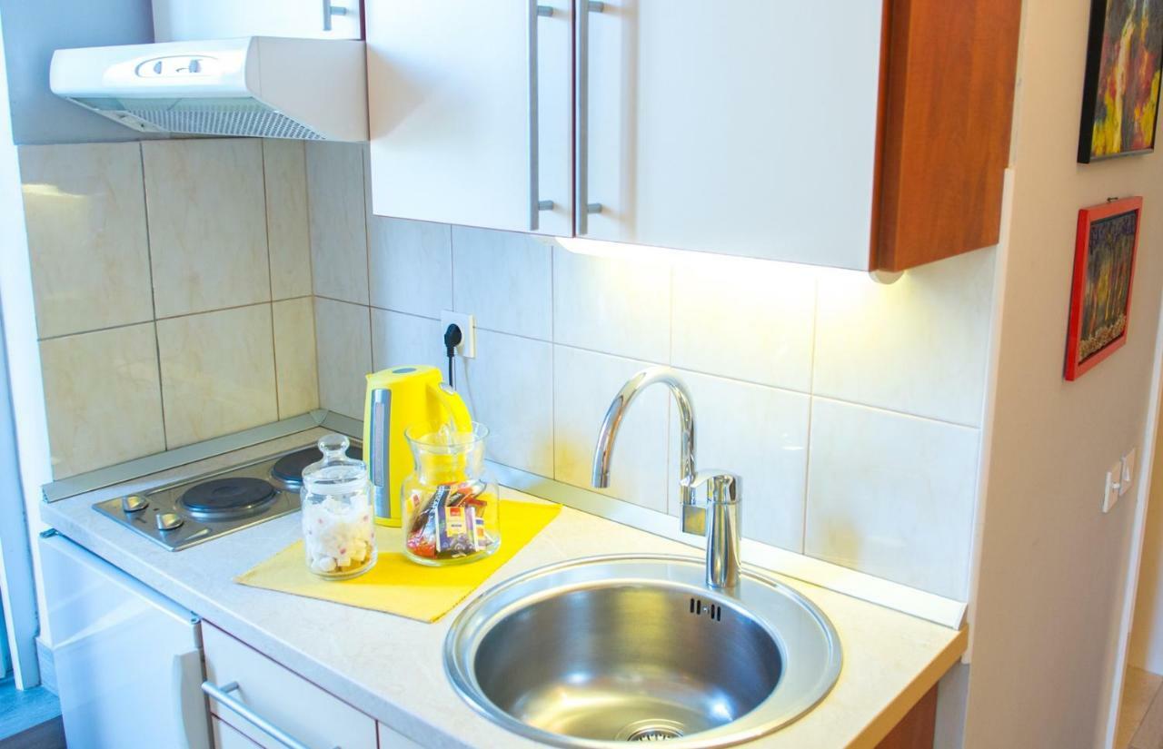 Yellow Lily Mostar Apartman Luaran gambar