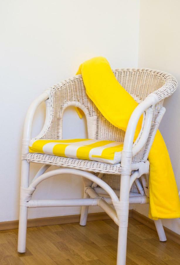 Yellow Lily Mostar Apartman Luaran gambar